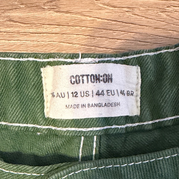 Cotton On Women's Green Straight Leg Jeans - Picture 4 of 6